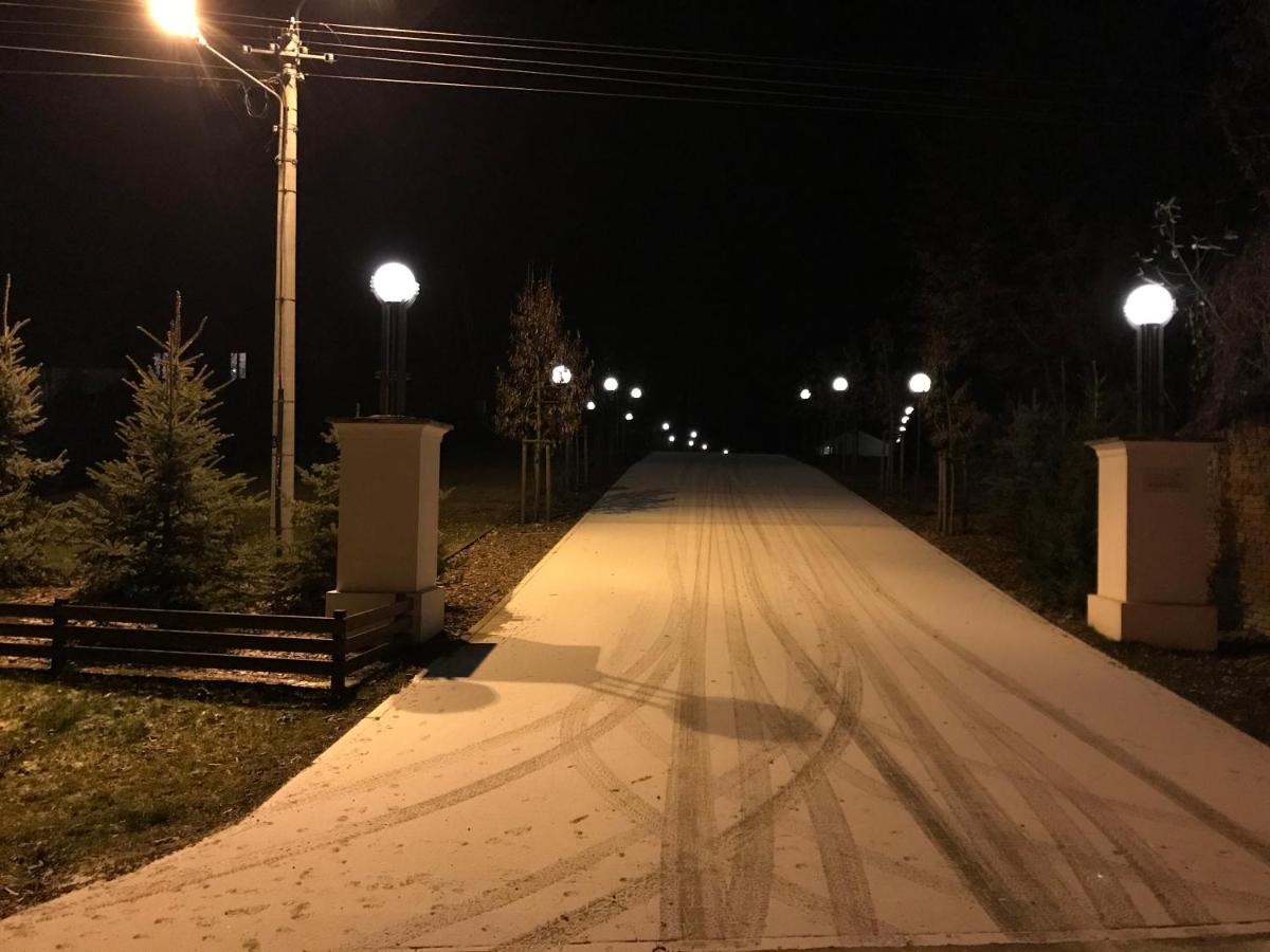 Gosciniec Krepa Ξενοδοχείο Lipsko Εξωτερικό φωτογραφία